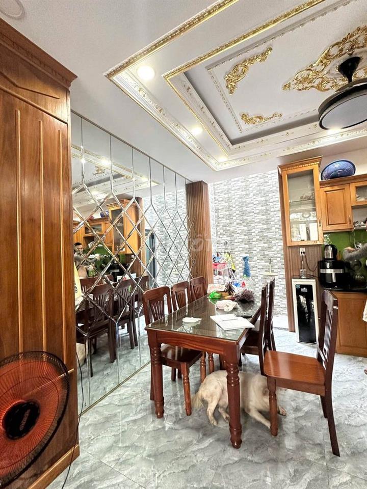 CHO THUÊ NHÀ 3 LẦU MỚI ĐẸP FULL NỘI THẤT THẠNH XUÂN 25 P. THỚI AN Q12