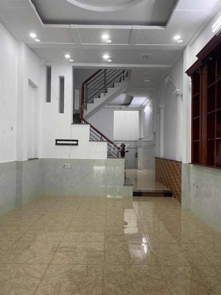 CHO THUÊ NHÀ 3 LẦU HẺM RỘNG PHƯỜNG TÂN CHÁNH HIỆP Q12 
