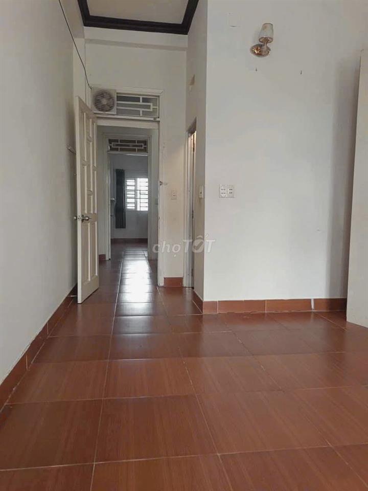 CHO THUÊ NHÀ HẺM THÔNG 8M ĐƯỜNG NGUYỄN ẢNH THỦ P. HIỆP THÀNH Q12