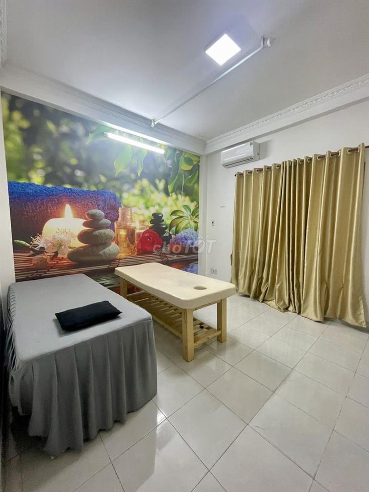 Cho thuê lại 1 tầng kinh doanh mặt tiền đường 