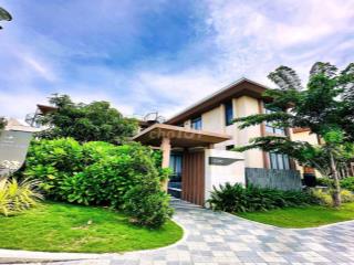 Villa resort 5 star, pool, gym short-long term for rent