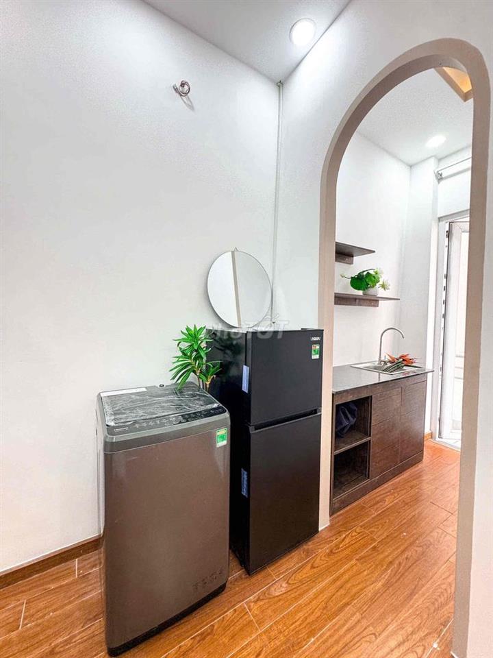 CĂN HỘ BANCOL CỬA SỔ TRỜI TÁCH BẾP VỊ TRÍ ĐẸP GẦN CÁC TRƯỜNG ĐH