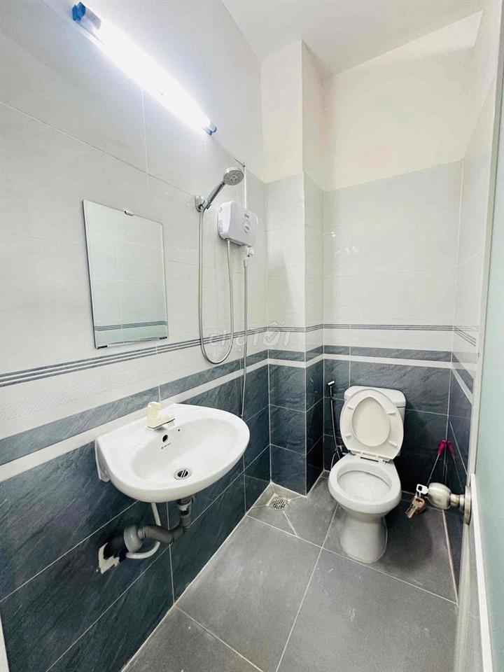 PHÒNG BAN CÔNG FULL NỘI THẤT – NGAY CAO THẮNG, QUẬN 10