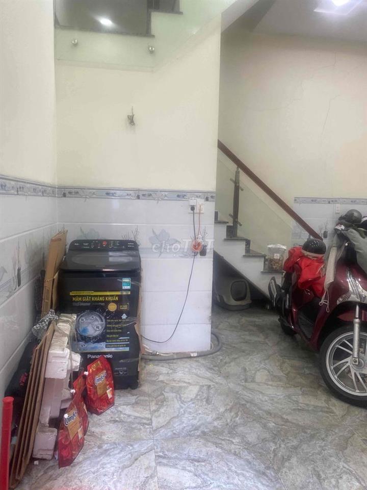 Cho thuê nhà nguyên căn 670/59/18 đoàn can bơ 1 trệt 3 lầu