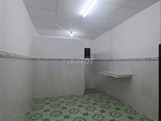 Mình cần pass gấp phòng trọ gần trạm xe buýt