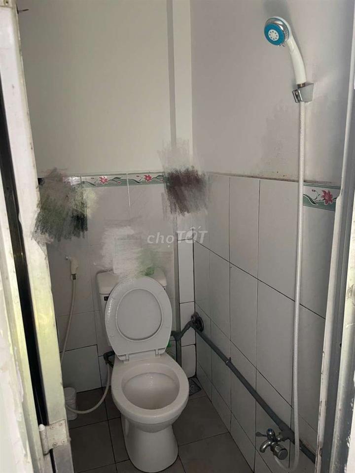 Mình cần pass gấp phòng trọ gần trạm xe buýt
