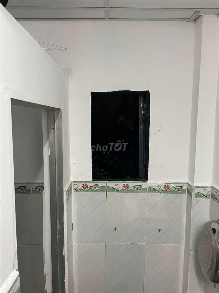 Mình cần pass gấp phòng trọ gần trạm xe buýt