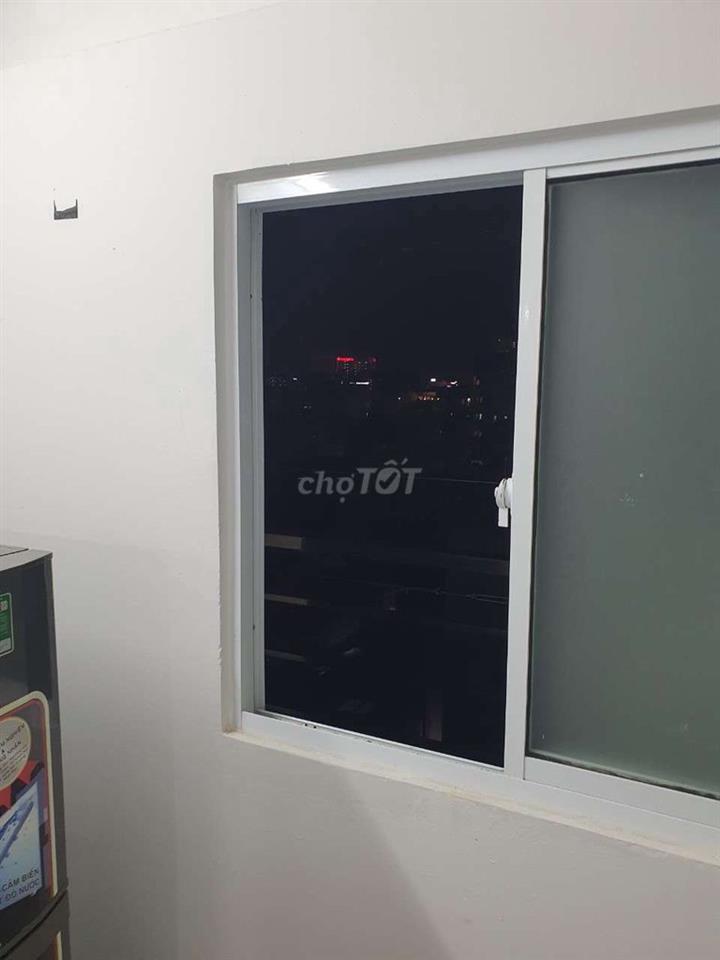 Cho thuê phòng cao cấp ngay Cầu Nguyễn Văn Cừ