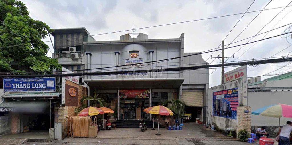mặt bằng thích họp