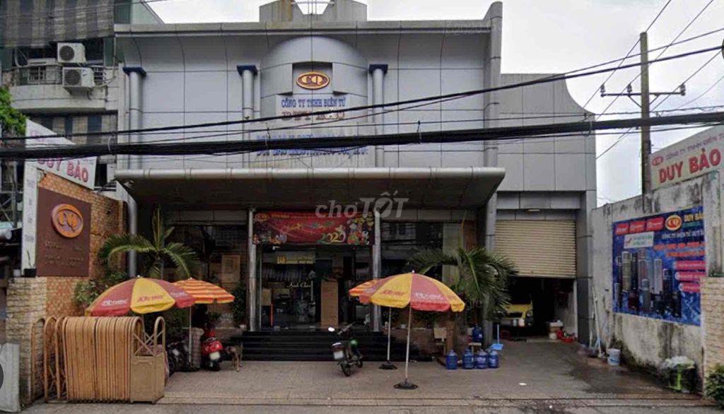mặt bằng thích họp