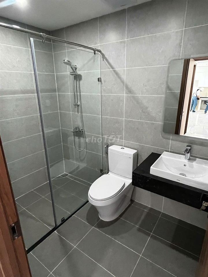 Thuê sớm 2PN xịn 5tr8 tầng đẹp mới keng tại A&T Sky Garden Thuận An