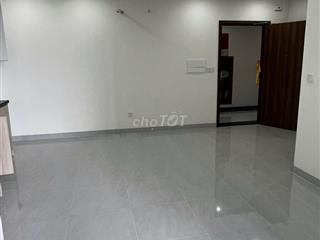 Thuê sớm 2PN xịn 5tr8 tầng đẹp mới keng tại A&T Sky Garden Thuận An