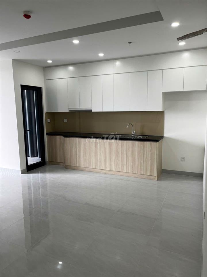 Thuê sớm 2PN xịn 5tr8 tầng đẹp mới keng tại A&T Sky Garden Thuận An