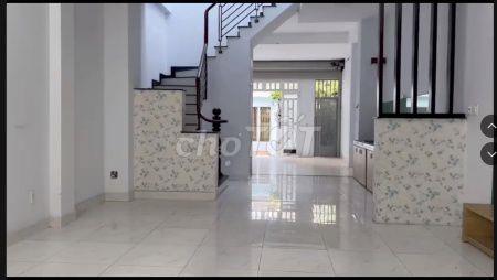 Cho thuê nhà nguyên căn 2 mặt tiền đường Lê Trọng Tấn 200m2. Hot hot!