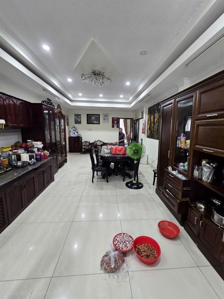 Bán nhà Mt đường Kha Vạn Cân dt lớn