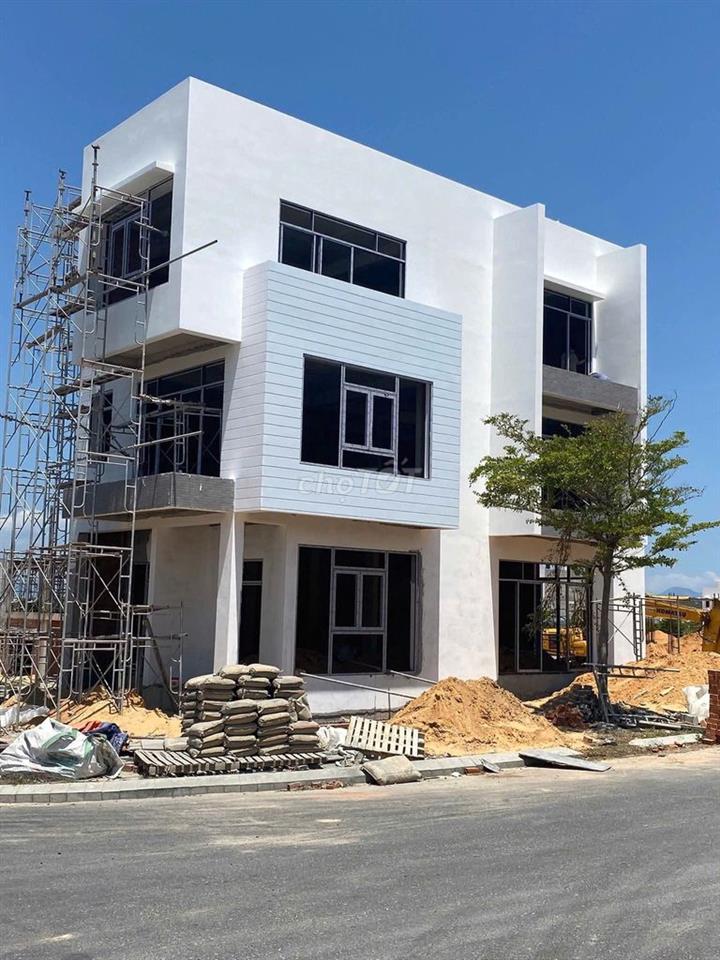 CẦN BÁN CĂN GÓC 2 MẶT TIỀN – PARA GRUS