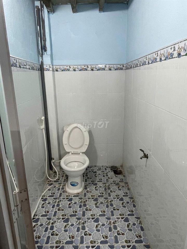 CHO THUÊ NHÀ NGUYÊN CĂN, SẠCH ĐẸP RỘNG RÃI GIÁ CHỈ 6 000 000/ THÁNG