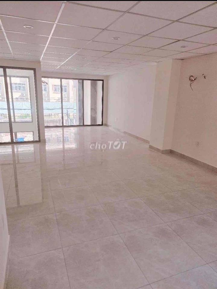 CHÍNH CHỦ CHO THUÊ MẶT BẰNG MỚI 100% TRONG TOÀ NHÀ