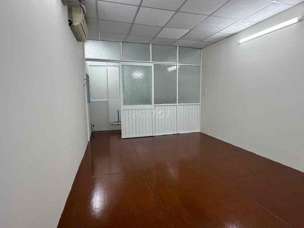 Bán nhà hẻm xe hơi