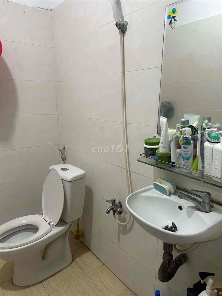 tìm bạn nữ ở ghép cùng 2 chị em