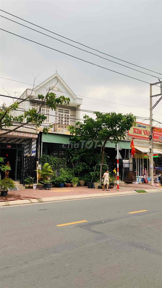 Nàh mặt tiền Bùi Ngọc Thu cần bán