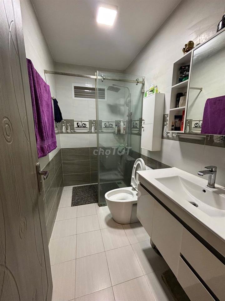 Bán căn nhà hẻm xe hơi tại 46/23 Trần Bình Trọng, quận Bình Thạnh, HCM