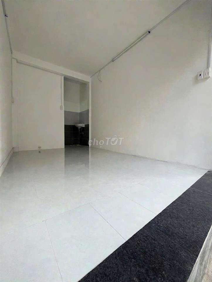 Mặt bằng KD mặt tiền Ngô Quyền, Q10. DT25m2. Phù hợp nhiều ngành nghề