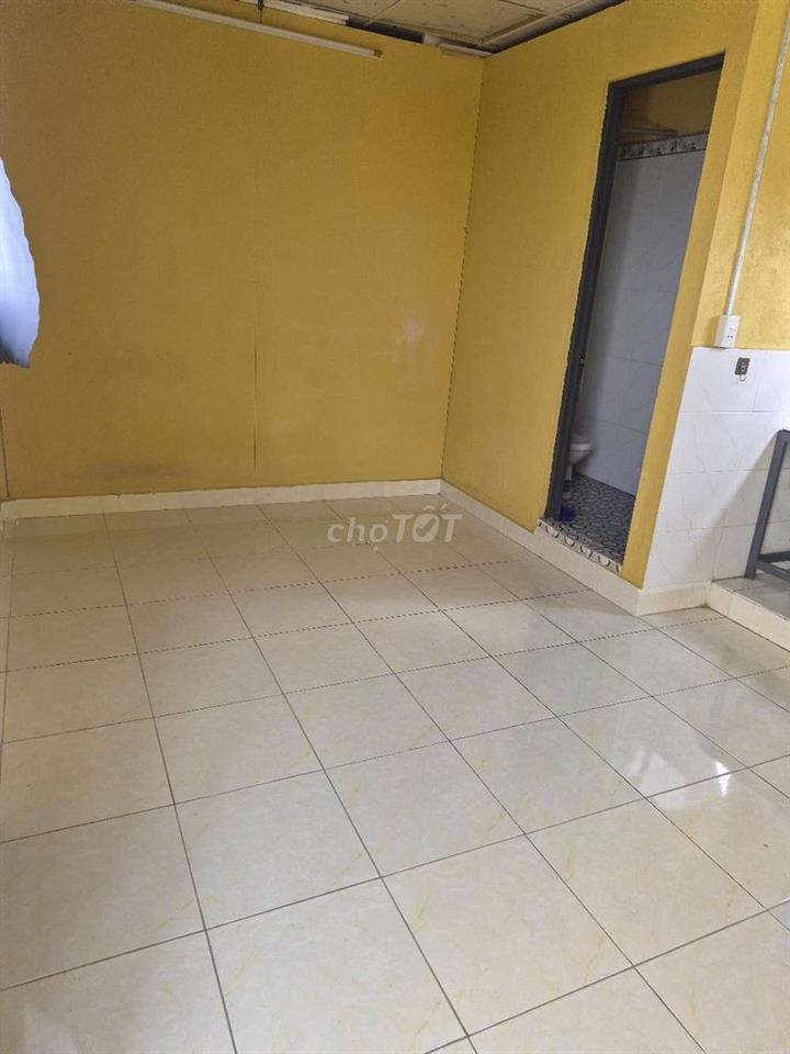 Cho thuê phòng trọ gần cầu vượt ngã tư ga