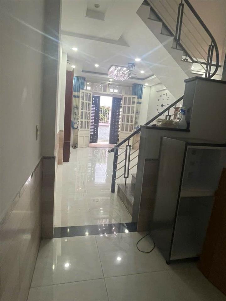 Cho thuê nhà nguyên căn đường số 53 HBC