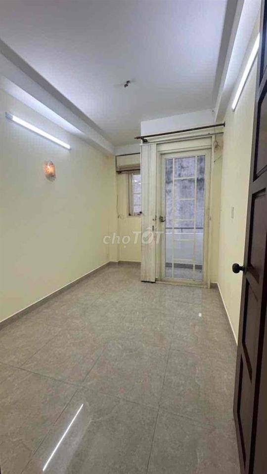 Nguyên căn cho thuê 1t 2l st 2pn 3w Trần Đình Xu Q1.