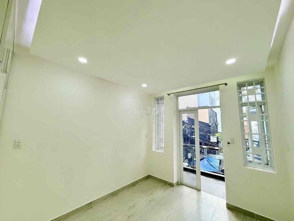 Nguyên căn HXH 3pn 4w Nhiêu Tứ KD tự do Phú Nhuận.