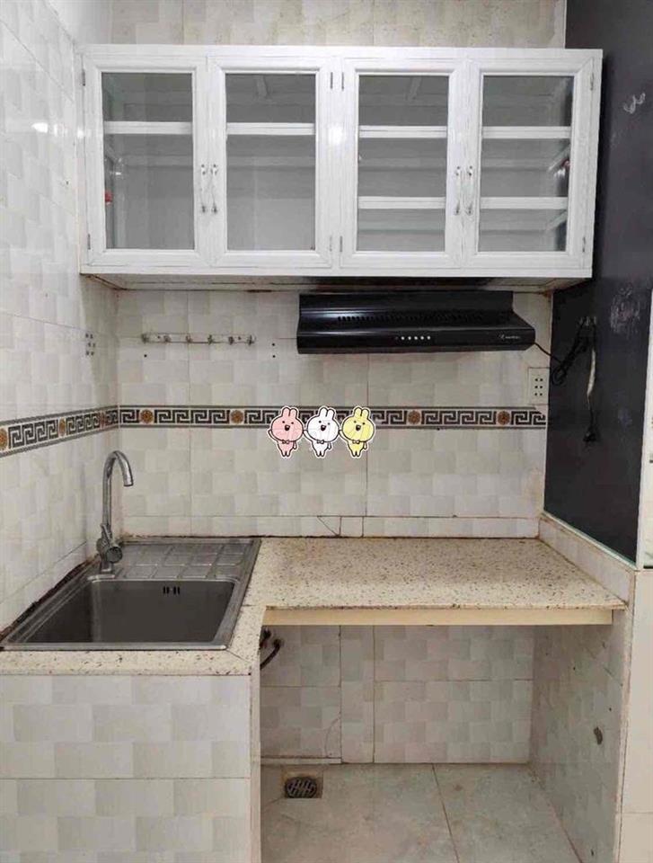 Nguyên căn cho thuê 1t 3l st 3pn 4w Hồ Thị Kỷ Quận 10.
