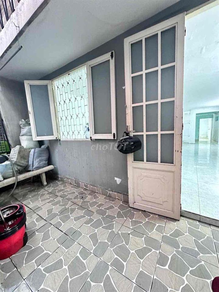 Cho thuê nhà nguyên căn 6 x 17m 1t 1l Phan Xích Long Phú Nhuận.