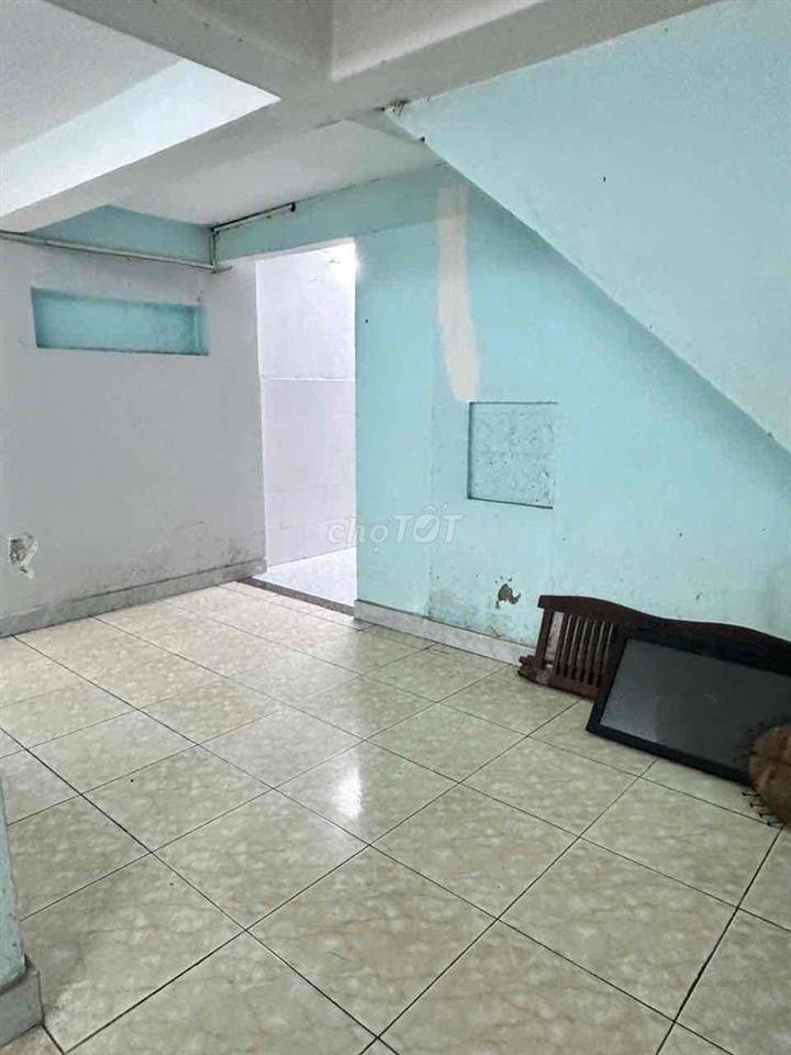 Cho thuê nhà nguyên căn 6 x 17m 1t 1l Phan Xích Long Phú Nhuận.