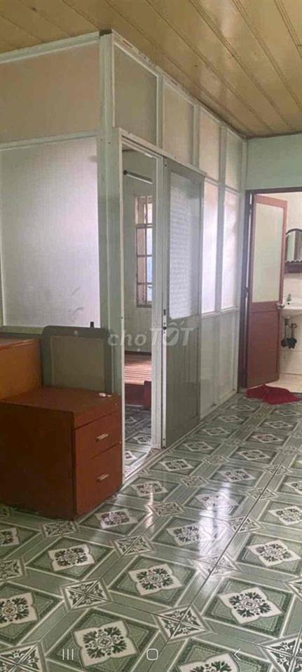 Nhà mới sơn sửa xong HXH 1t 1l Tam Bình Thủ Đức.