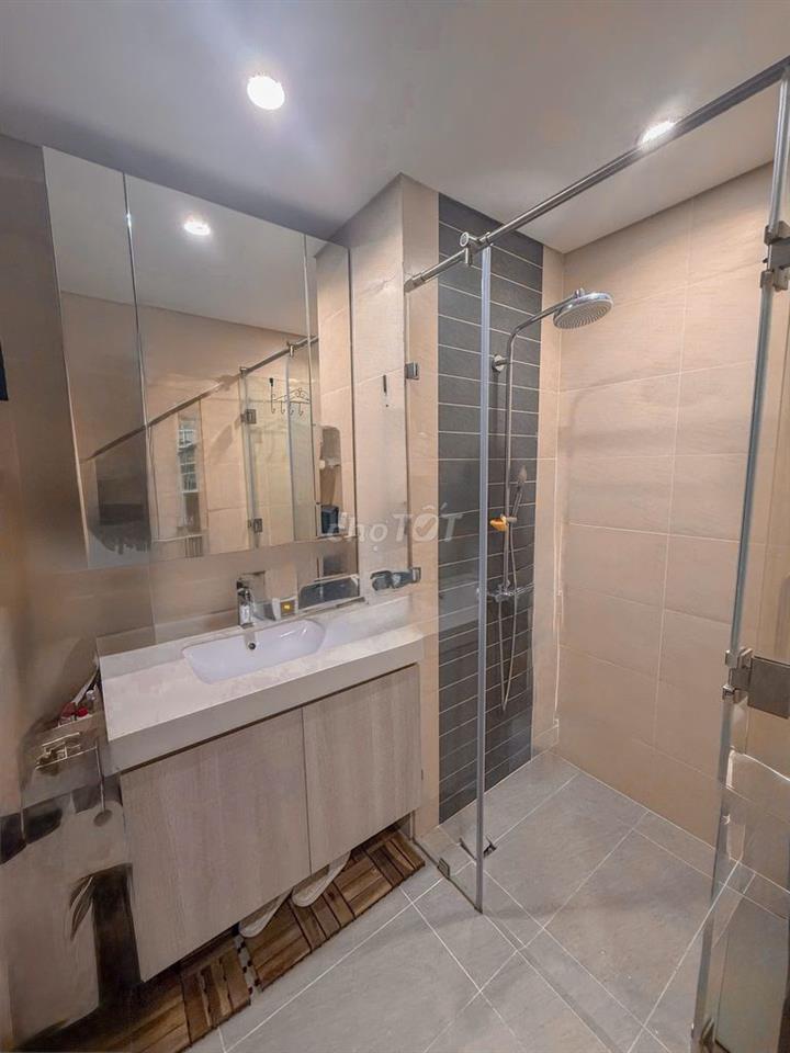 KẸT TIỀN BÁN GẤP CĂN 2PN NỘI THẤT CAO CẤP