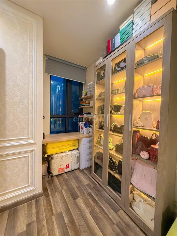 KẸT TIỀN BÁN GẤP CĂN 2PN NỘI THẤT CAO CẤP