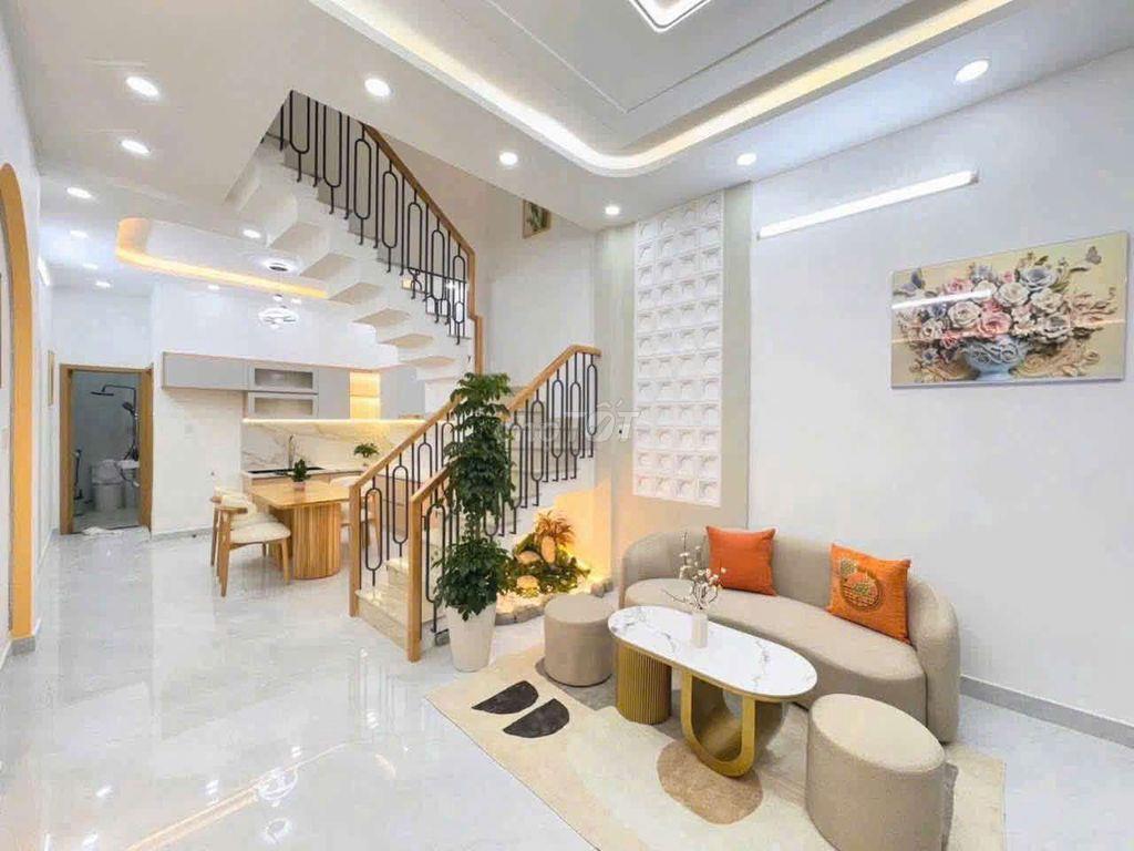 Nhà Bình Tân - Chợ Gò Xoài - 4x13m 2.5 Lầu giá 3.5 tỉ - HXT