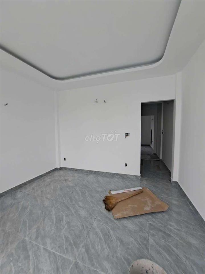 Nhà Mã Lò - Bình Tân 4x16m 2 lầu giá 3.8 tỉ