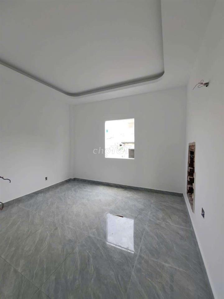 Nhà Mã Lò - Bình Tân 4x16m 2 lầu giá 3.8 tỉ