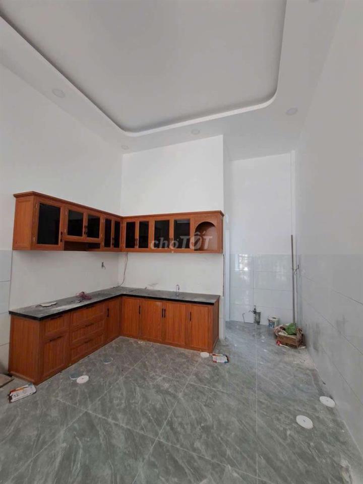 Nhà Mã Lò - Bình Tân 4x16m 2 lầu giá 3.8 tỉ