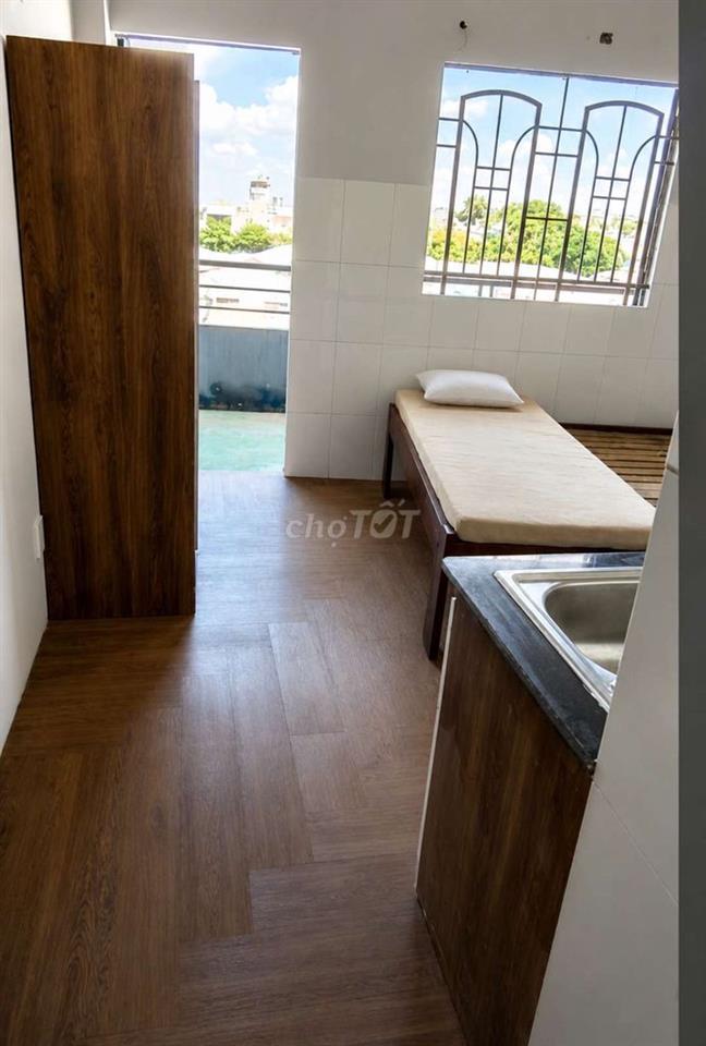 phòng bancol Full nội thất ( trống sẵn)