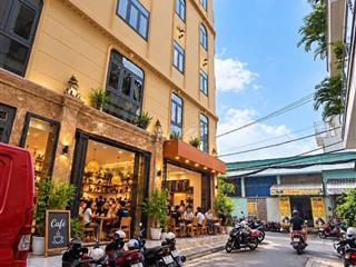 Tòa nhà Góc 2 mặt tiền 4 lầu, có thang máy
