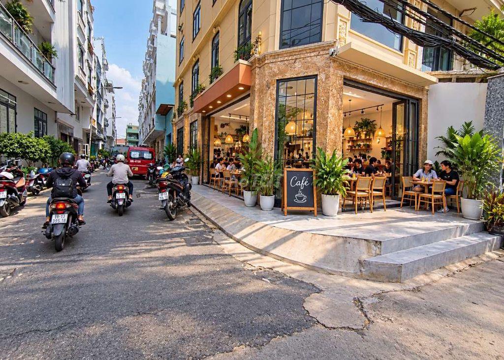 Tòa nhà Góc 2 mặt tiền 4 lầu, có thang máy