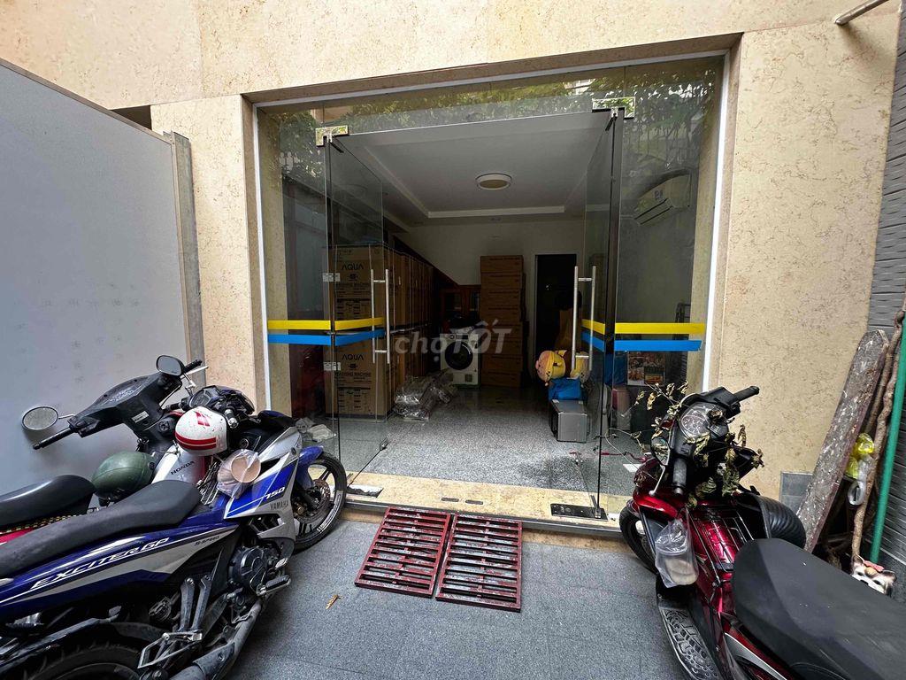 MBKD Hẻm Xe Hơi Làm Spa Nail Shop Hoa Lối Đi Riêng Cao Thắng Quận 10