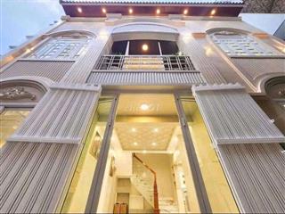 Bán nhà ngang 8.6m Q7, dòng tiền 24tr/th, sổ hồng riêng