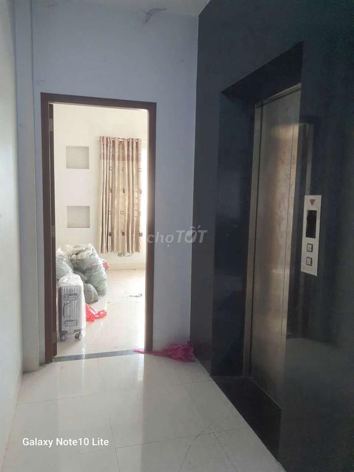 Bán Nhà 4 lầu Mặt Tiền Đường Phú Thuận Quận 7, Dt 5x20m Giá 13.5 tỷ