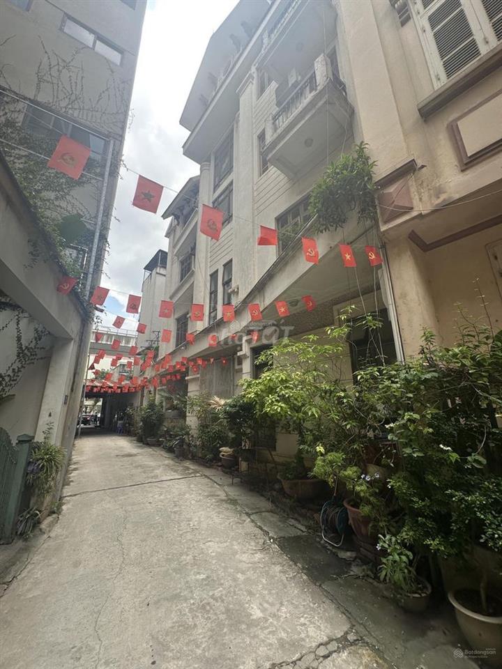 Bán Nhà KBT 4.5 Tầng Khu Phân Lô Ngõ 93 Cầu Giấy Cho Thuê 90Tr/1 Tháng