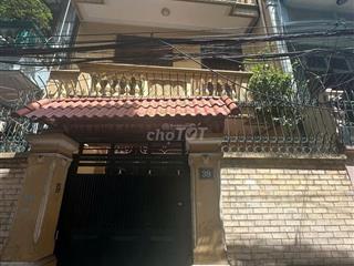 Cần bán nhà KBT 3,5 tầng khu phân lô Giảng viên ĐH Ngõ 95 Chùa Bộc.