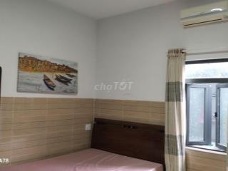 Cho thuê phòng trọ 35m2 mặt tiền đường Ngô Quyền